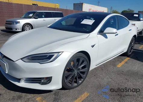 2020 Tesla Model S Long Range Dual Motor All-Wheel Drive/Long Range Plus Dual Motor All-Wheel Drive z USA, uszkodzony, nr VIN 5YJSA1E23LF370211